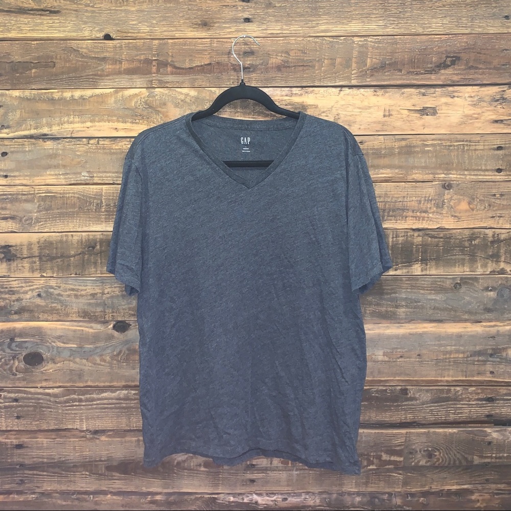 Large Grey GAP T-shirt
